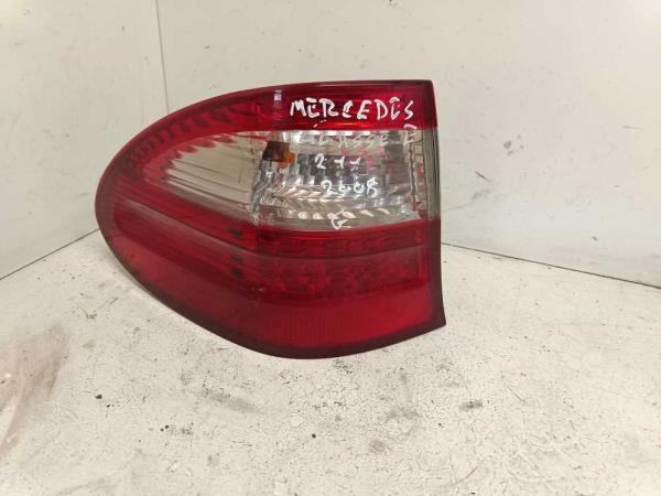 FEU ARRIERE GAUCHE MERCEDES S211 BREAK AVANTGARDE 2002-2006 (W211) - Vue 1